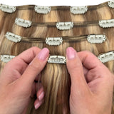 #P14/22 Blonde Highlights Dimensional Blend 7-Piece Remy Clip-In Essential